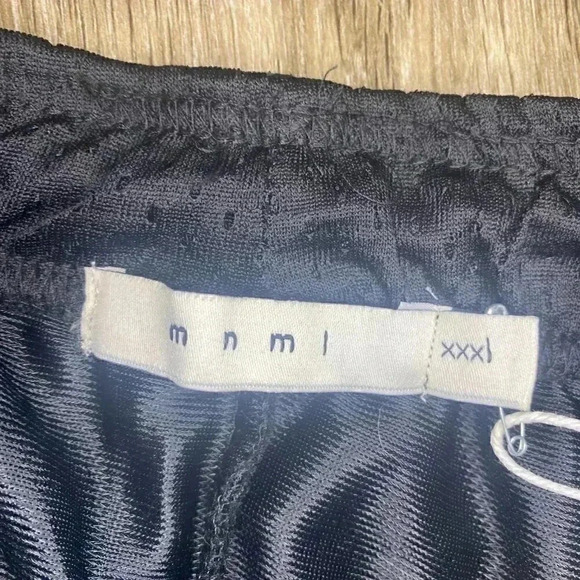 Mens NWT mnml Black Painted Mesh Shorts - XXXL - Picture 7 of 7